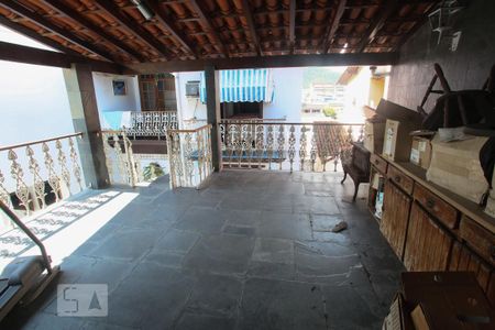 Casa à venda com 365m², 4 quartos e 3 vagasChurrasqueira