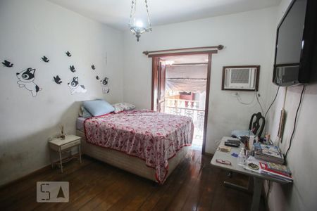 Casa à venda com 365m², 4 quartos e 3 vagasQuarto 2