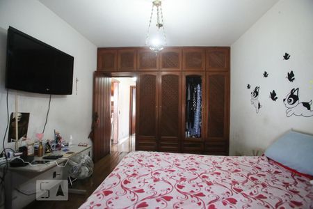 Casa à venda com 365m², 4 quartos e 3 vagasQuarto 2