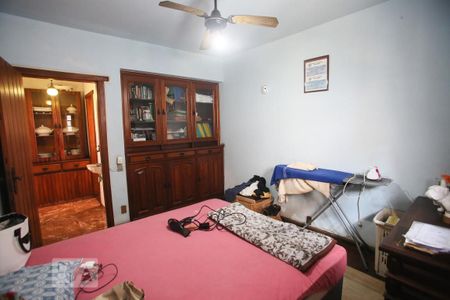 Casa à venda com 365m², 4 quartos e 3 vagasQuarto 1