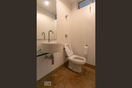 Apartamento à venda com 400m², 4 quartos e 3 vagasLavabo