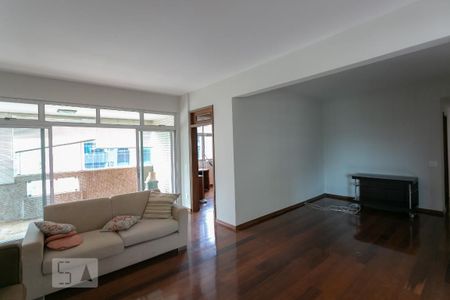 Apartamento à venda com 400m², 4 quartos e 3 vagasSala