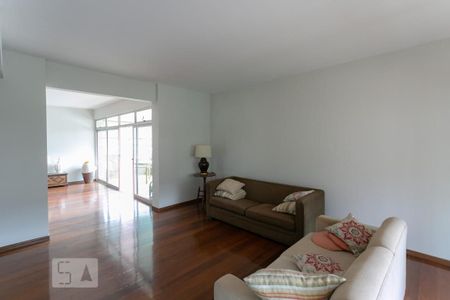 Apartamento à venda com 400m², 4 quartos e 3 vagasSala