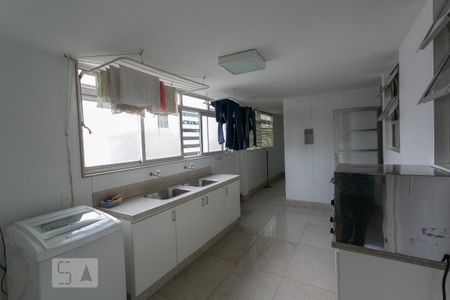 Apartamento à venda com 400m², 4 quartos e 3 vagasÁrea de Serviço