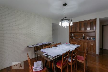 Apartamento à venda com 400m², 4 quartos e 3 vagasCopa