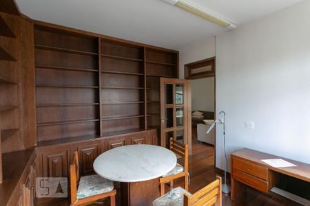 Apartamento à venda com 400m², 4 quartos e 3 vagasEscritório