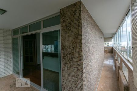 Varanda de apartamento à venda com 4 quartos, 400m² em Cruzeiro, Belo Horizonte