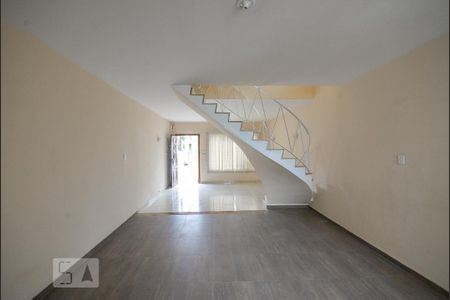 Casa à venda com 3 quartos, 100m² em Jardim da Saúde, São Paulo