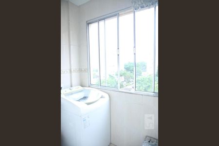 Casa de condomínio à venda com 55m², 2 quartos e 1 vagaÁrea de Serviço