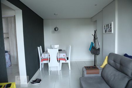 Sala de casa de condomínio à venda com 2 quartos, 55m² em Jardim Celeste, São Paulo