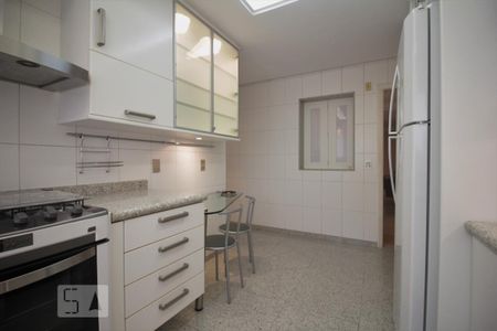 Apartamento para alugar com 370m², 4 quartos e 5 vagasCozinha