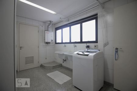 Apartamento para alugar com 370m², 4 quartos e 5 vagasÁrea de Serviço