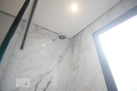 Apartamento para alugar com 370m², 4 quartos e 5 vagasChuveiro