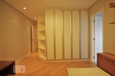 Apartamento para alugar com 370m², 4 quartos e 5 vagasSuíte 4