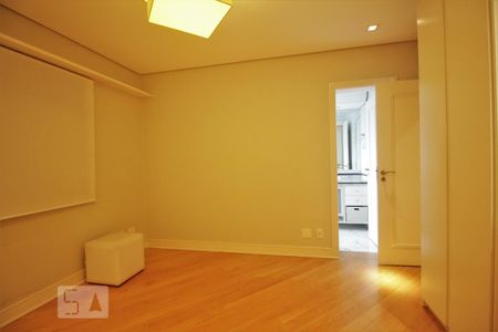 Apartamento para alugar com 370m², 4 quartos e 5 vagasSuíte 3
