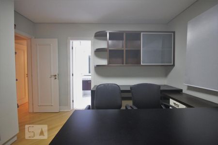 Apartamento para alugar com 370m², 4 quartos e 5 vagasSuíte 2