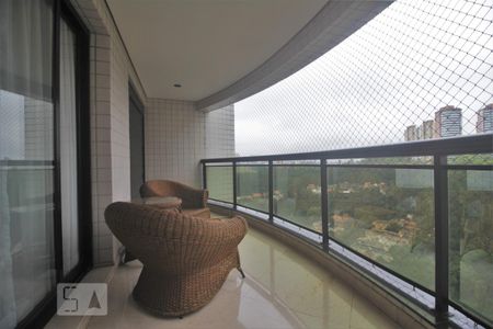 Varanda de apartamento para alugar com 4 quartos, 370m² em Paraíso do Morumbi, São Paulo