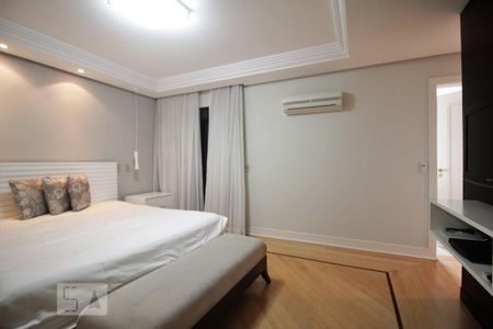 Apartamento para alugar com 370m², 4 quartos e 5 vagasSuíte 1