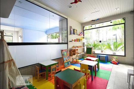 Apartamento para alugar com 370m², 4 quartos e 5 vagasBrinquedoteca