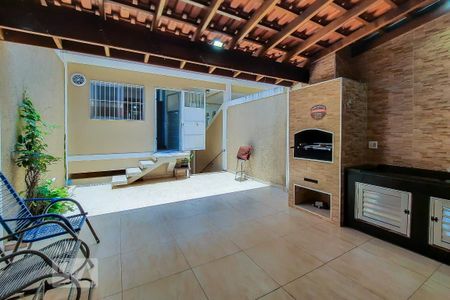 Casa à venda com 250m², 3 quartos e 4 vagasVaranda Gourmet