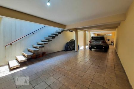 Casa à venda com 250m², 3 quartos e 4 vagasGaragem