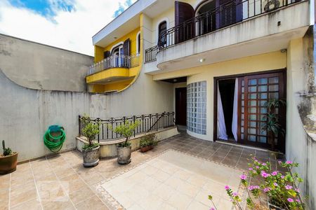 Casa à venda com 250m², 3 quartos e 4 vagasVaranda