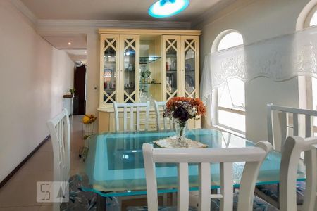 Casa à venda com 250m², 3 quartos e 4 vagasSala de Jantar