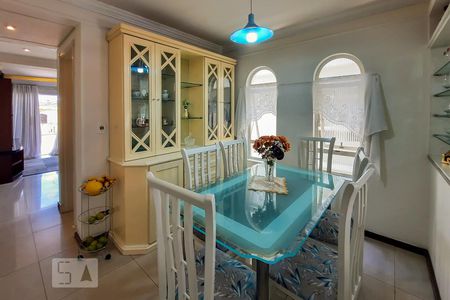 Casa à venda com 250m², 3 quartos e 4 vagasSala de Jantar