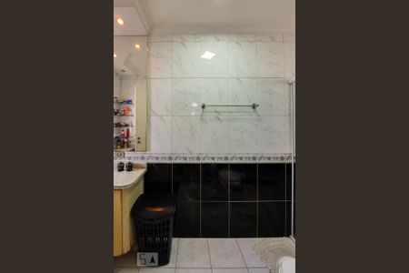 Casa à venda com 250m², 3 quartos e 4 vagasBanheiro da Suíte