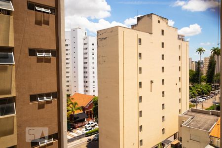 Vista da Salas de apartamento à venda com 3 quartos, 138m² em Cambuí, Campinas