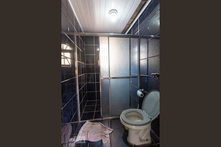 Casa à venda com 230m², 4 quartos e 2 vagas Casa à venda com 230m², 4 quartos e 2 vagasBanheiro da Suíte 1