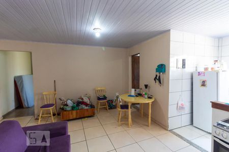 Casa à venda com 230m², 4 quartos e 2 vagas Casa à venda com 230m², 4 quartos e 2 vagasSala/Cozinha