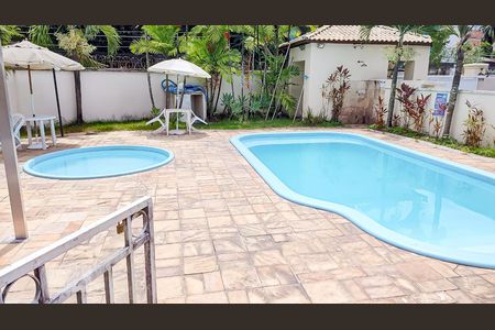 Casa à venda com 55m², 2 quartos e 1 vagaÁrea comum - Piscina