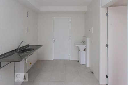 Cozinha de apartamento à venda com 1 quarto, 31m² em Vila Ema, São Paulo