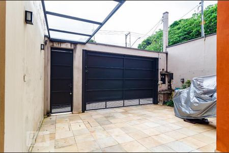 Casa à venda com 166m², 2 quartos e 2 vagasGaragem