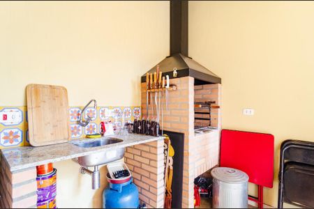 Casa à venda com 166m², 2 quartos e 2 vagasChurrasqueira