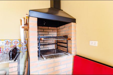 Casa à venda com 166m², 2 quartos e 2 vagasChurrasqueira