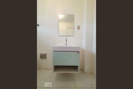Apartamento para alugar com 86m², 2 quartos e 1 vaga Apartamento para alugar com 86m², 2 quartos e 1 vagaBanheiro