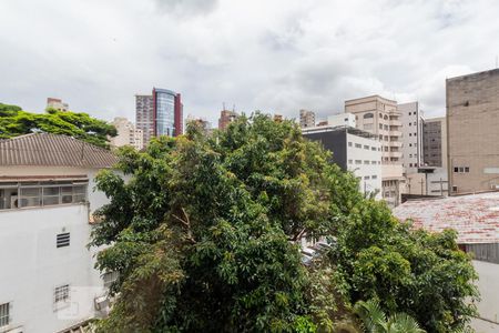 Sala - vista de apartamento à venda com 3 quartos, 110m² em Cerqueira César, São Paulo