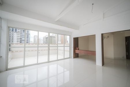 Sala de Estar de apartamento para alugar com 2 quartos, 440m² em Água Verde, Curitiba