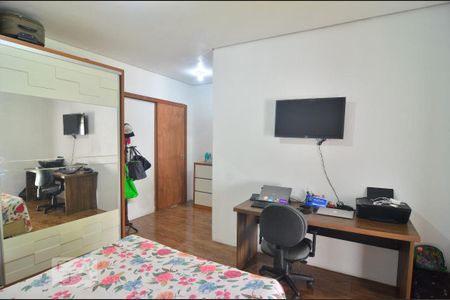 Casa à venda com 150m², 3 quartos e 6 vagasSuíte