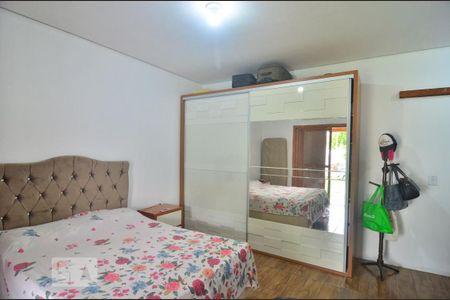 Casa à venda com 150m², 3 quartos e 6 vagasSuíte