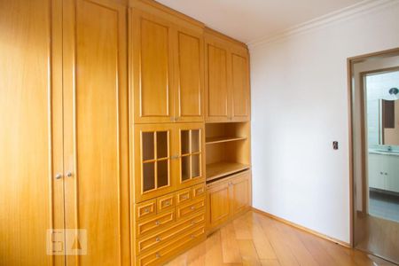 Quarto 1 de apartamento para alugar com 2 quartos, 55m² em Brooklin, São Paulo