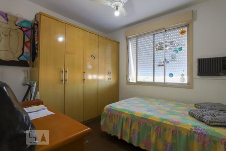 Quarto 1 de apartamento à venda com 2 quartos, 67m² em Cristo Redentor, Porto Alegre