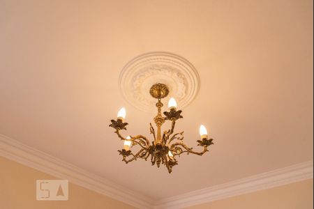 Lustre de casa à venda com 3 quartos, 100m² em Vila São José, São Paulo