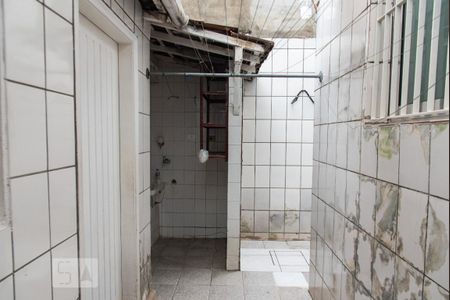 Quintal de casa para alugar com 3 quartos, 100m² em Vila São José, São Paulo