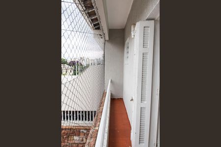 Varanda de casa para alugar com 3 quartos, 100m² em Vila São José, São Paulo