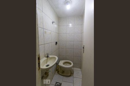 Casa à venda com 630m², 8 quartos e 5 vagas Casa à venda com 630m², 8 quartos e 5 vagasLaavabo