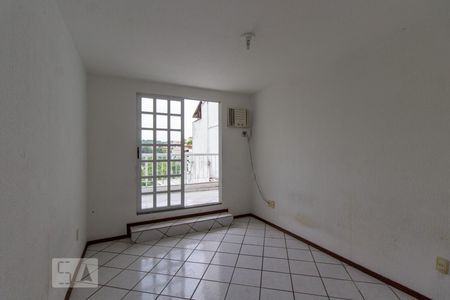 Casa à venda com 630m², 8 quartos e 5 vagas Casa à venda com 630m², 8 quartos e 5 vagasSuite 7