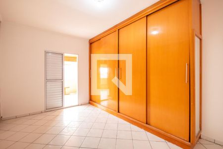 Suíte de casa à venda com 3 quartos, 191m² em Jardim Roberto, Osasco